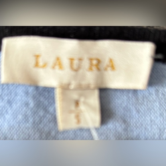 🩵 NWT Laura all over knit Floral print Soft Sweater in navy and medium blu… - Picture 6 of 9